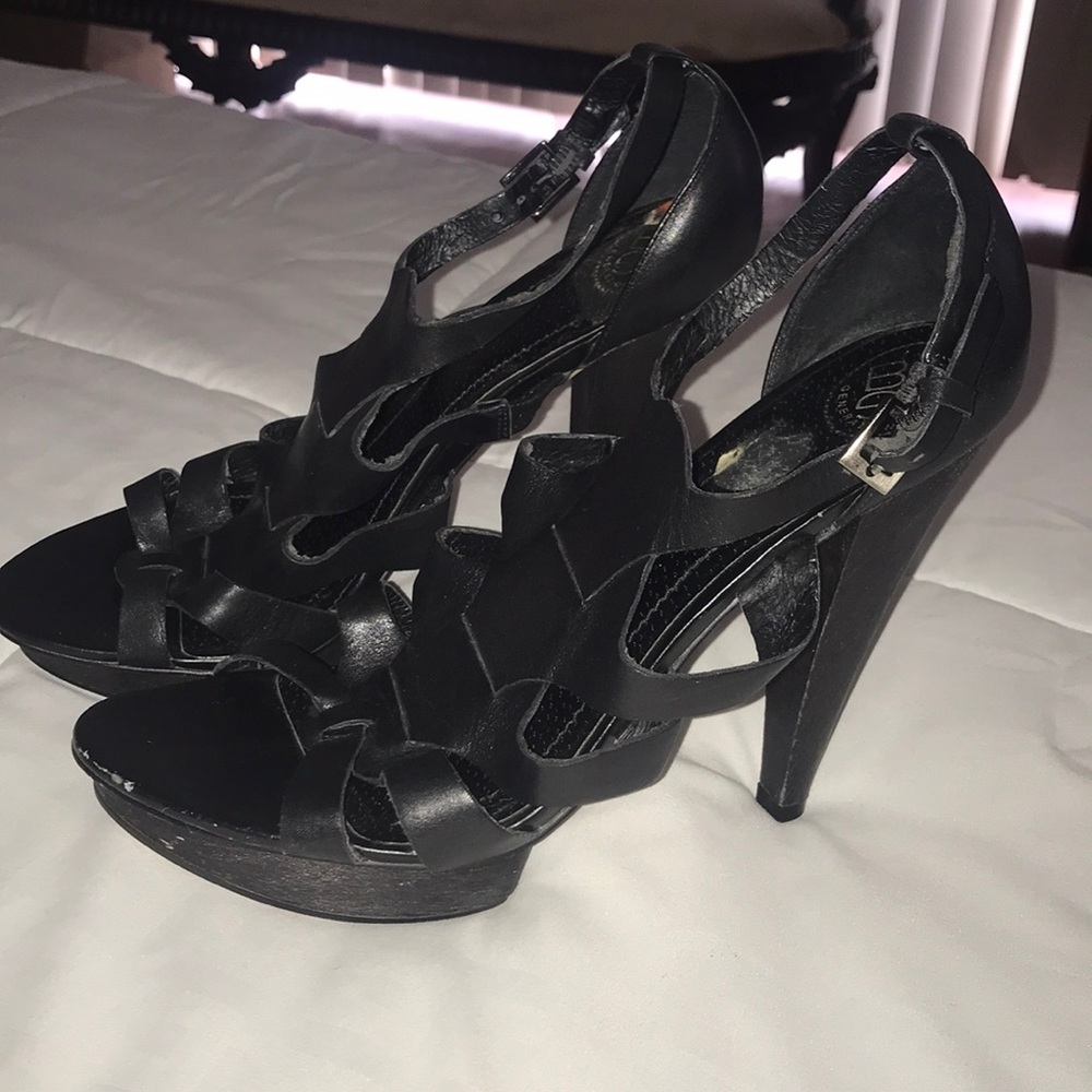 BCBG platforms - Picture 1 of 6